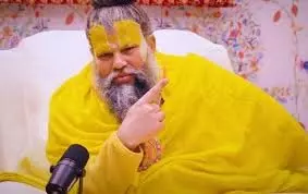 धर्म: दुर्घटना और अकाल मृत्यु का भय होगा दूर, अपनाएं प्रेमानंद महाराज द्वारा बताए गए ये 5 अचूक उपाय धर्म: दुर्घटना और अकाल मृत्यु का भय होगा दूर, अपनाएं प्रेमानंद महाराज द्वारा बताए गए ये 5 अचूक उपाय
