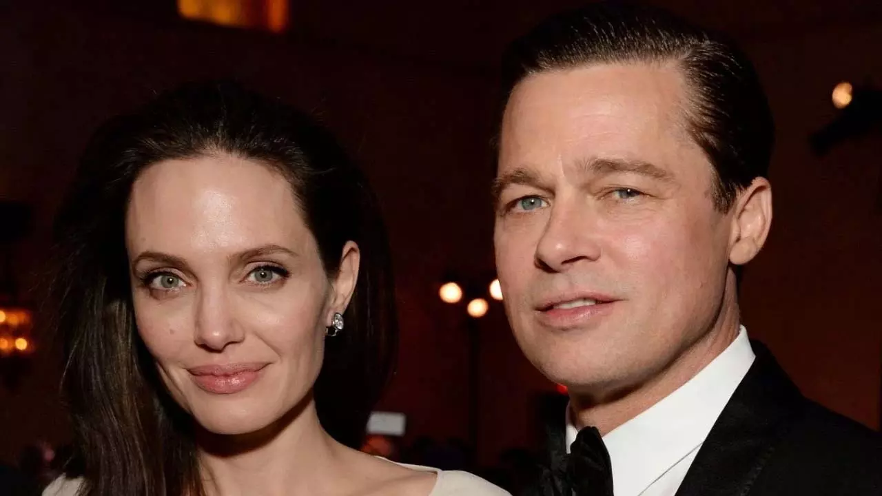 Angelina Jolie से तलाक के दौरान ब्रैड पिट ने एए का रुख किया Angelina Jolie से तलाक के दौरान ब्रैड पिट ने एए का रुख किया