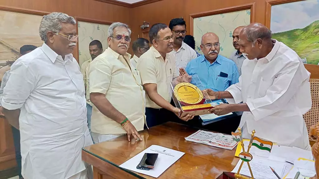 तंबाकू उत्पादों की बिक्री की रोकथाम के लिए केंद्र सरकार का पुरस्कार: Puducherry तंबाकू उत्पादों की बिक्री की रोकथाम के लिए केंद्र सरकार का पुरस्कार: Puducherry