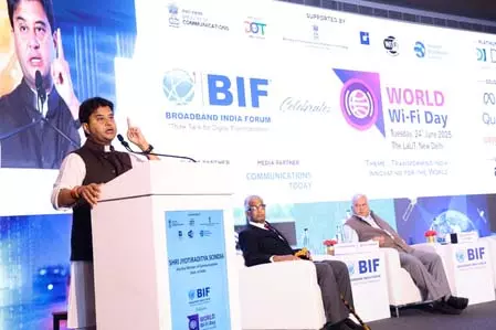 भारत वाई-फाई कवरेज को बेहतर बनाने की दिशा में आगे बढ़ रहा : ज्योतिरादित्य सिंधिया भारत वाई-फाई कवरेज को बेहतर बनाने की दिशा में आगे बढ़ रहा : ज्योतिरादित्य सिंधिया
