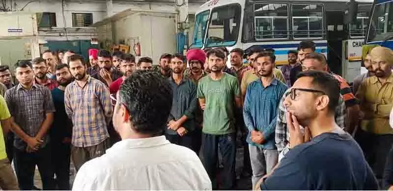 Chandigarh: नशीली दवाओं के दुरुपयोग के बारे में जागरूकता अभियान आयोजित किया गया Chandigarh: नशीली दवाओं के दुरुपयोग के बारे में जागरूकता अभियान आयोजित किया गया
