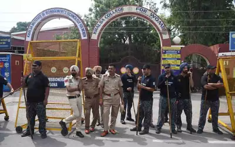 Ludhiana (पश्चिम) उपचुनाव में आठ निर्दलीय उम्मीदवारों ने विविधता लाई Ludhiana (पश्चिम) उपचुनाव में आठ निर्दलीय उम्मीदवारों ने विविधता लाई