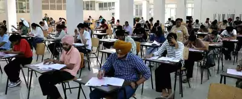 विदेशी संभावनाओं में कमी के कारण पीएयू में CET के लिए 2,951 आवेदक उपस्थित हुए विदेशी संभावनाओं में कमी के कारण पीएयू में CET के लिए 2,951 आवेदक उपस्थित हुए