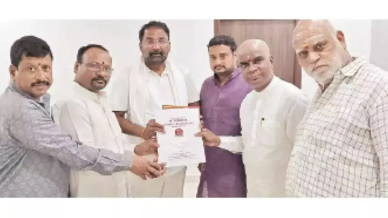 Telangana: सिंहवाहिनी मंदिर समिति दिल्ली में बोनालू उत्सव की मेजबानी करेगी Telangana: सिंहवाहिनी मंदिर समिति दिल्ली में बोनालू उत्सव की मेजबानी करेगी