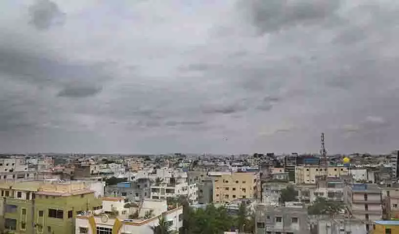 Hyderabad में मौसम खुशनुमा बना रहेगा, हालांकि मानसून अभी गति नहीं पकड़ पाया Hyderabad में मौसम खुशनुमा बना रहेगा, हालांकि मानसून अभी गति नहीं पकड़ पाया