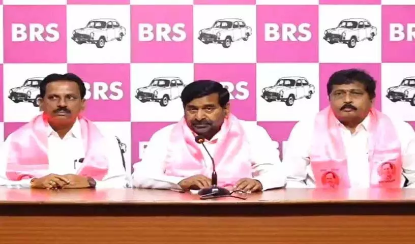Jagadish Reddy: सावधान रहें, बैंक नोटों के मुद्दे को सर्वोच्च परिषद में ले जाएं Jagadish Reddy: सावधान रहें, बैंक नोटों के मुद्दे को सर्वोच्च परिषद में ले जाएं