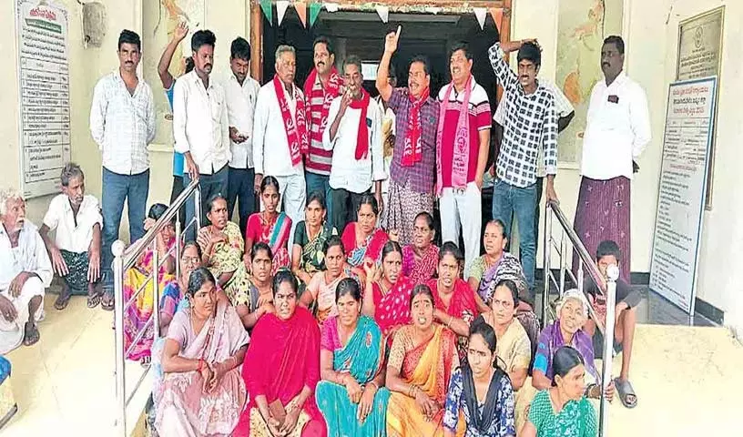 क्या इंदिराम्मा का घर अयोग्य लोगों के लिए है? क्या इंदिराम्मा का घर अयोग्य लोगों के लिए है?