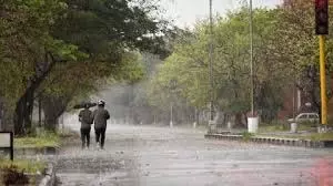 Punjab : भारी बारिश का अलर्ट, IMD ने जारी की चेतावनी Punjab : भारी बारिश का अलर्ट, IMD ने जारी की चेतावनी