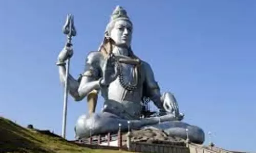 Masik Shivratri 2025: दुर्लभ संयोग, व्रत रखने से मिलेगा पुण्य, स्वास्थ्य और वैवाहिक सुख Masik Shivratri 2025: दुर्लभ संयोग, व्रत रखने से मिलेगा पुण्य, स्वास्थ्य और वैवाहिक सुख