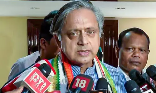 प्रधानमंत्री मोदी की ऊर्जा और गतिशीलता भारत के लिए एक बड़ी संपत्ति है: Shashi Tharoor