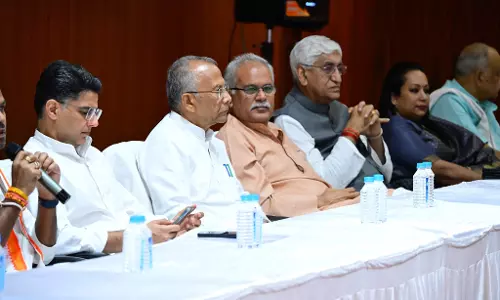 पॉलिटिकल अफेयर्स कमेटी की बैठक में फट पड़े भूपेश पॉलिटिकल अफेयर्स कमेटी की बैठक में फट पड़े भूपेश