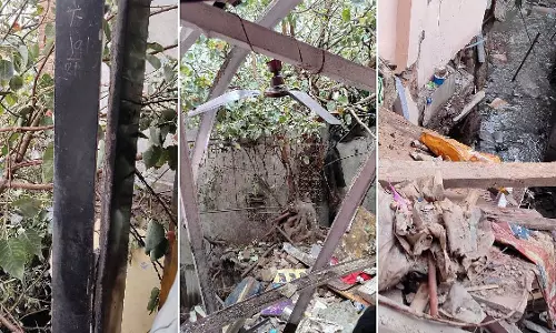 Mumbai : भांडुप पश्चिम में नाले के पास घर की दीवार गिरने से 2 बच्चों समेत 3 लोग घायल Mumbai : भांडुप पश्चिम में नाले के पास घर की दीवार गिरने से 2 बच्चों समेत 3 लोग घायल