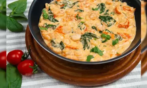 Garlic Butter Pasta: शाम के नाश्ते के लिए गार्लिक बटर पास्ता परोसें Garlic Butter Pasta: शाम के नाश्ते के लिए गार्लिक बटर पास्ता परोसें