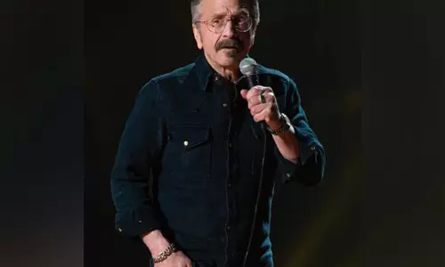 Marc Maron का नया कॉमेडी स्पेशल अगस्त में स्ट्रीम होगा