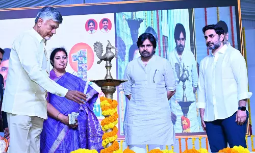 AP: मुख्यमंत्री ने राज्य की आर्थिक विकास दर 15% करने का लक्ष्य रखा AP: मुख्यमंत्री ने राज्य की आर्थिक विकास दर 15% करने का लक्ष्य रखा