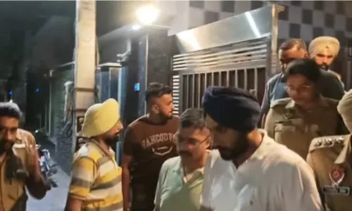 गोलीकांड में पाकिस्तानी गैंगस्टर का नाम आया सामने, NRI परिवार से मांगी थी फिरौती गोलीकांड में पाकिस्तानी गैंगस्टर का नाम आया सामने, NRI परिवार से मांगी थी फिरौती