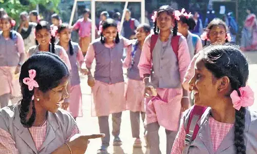 इस वर्ष Tamil Nadu में कक्षा 8 तक 3.35 लाख से अधिक नए विद्यार्थियों ने दाखिला लिया इस वर्ष Tamil Nadu में कक्षा 8 तक 3.35 लाख से अधिक नए विद्यार्थियों ने दाखिला लिया