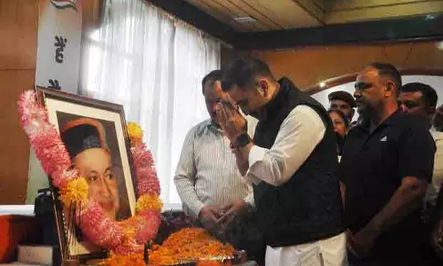 Himachal कांग्रेस ने वीरभद्र सिंह को 91वीं जयंती पर श्रद्धांजलि दी Himachal कांग्रेस ने वीरभद्र सिंह को 91वीं जयंती पर श्रद्धांजलि दी