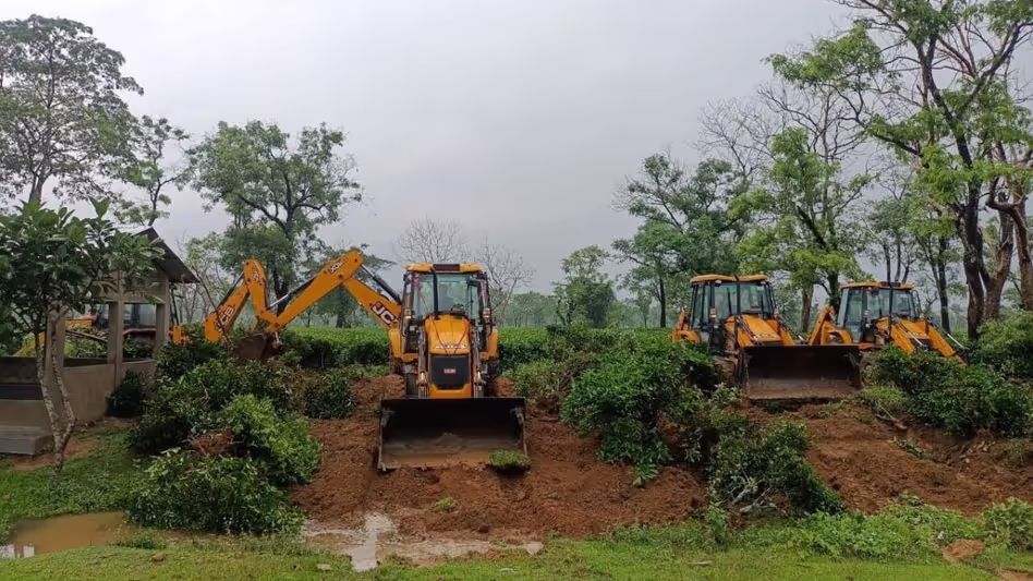 Assam : डोलू हवाई अड्डे पर जन सुनवाई शांतिपूर्ण ढंग से संपन्न होने से प्रमुख बाधा दूर हो गई