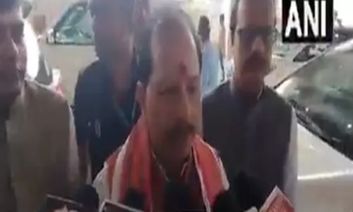 Bihar Dy CM ने लालू यादव के राजद अध्यक्ष पद के लिए नामांकन दाखिल करने पर कहा-राजद संस्कृति ने लोकतंत्र को कलंकित किया है Bihar Dy CM ने लालू यादव के राजद अध्यक्ष पद के लिए नामांकन दाखिल करने पर कहा-राजद संस्कृति ने लोकतंत्र को कलंकित किया है
