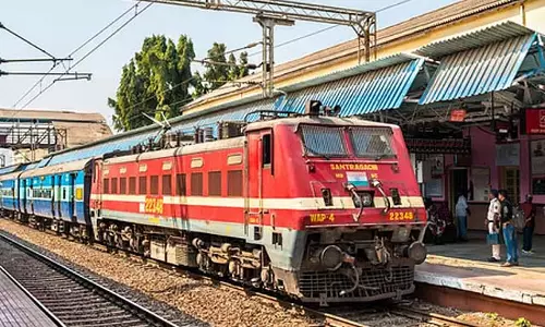 1 जुलाई से बढ़ेंगे रेलवे किराए: नई टिकट कीमतें इस प्रकार है