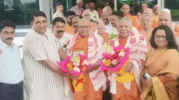 Kerala: गुरु-गांधी वार्ता की 100वीं वर्षगांठ, शिवगिरी मठ के संन्यासी पहुंचे राजधानी Kerala: गुरु-गांधी वार्ता की 100वीं वर्षगांठ, शिवगिरी मठ के संन्यासी पहुंचे राजधानी