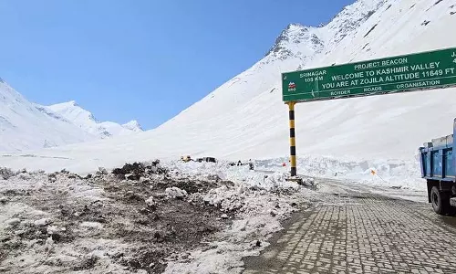केंद्र ने J&K के लिए 10 हजार करोड़ रुपये की 19 सड़क-सुरंग परियोजनाओं को मंजूरी दी