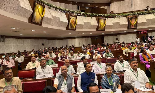 प्राक्कलन समिति के अध्ययन दौरे पर मुंबई में रायपुर सांसद बृजमोहन