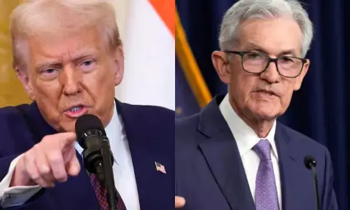 Trump ने गवाही से पहले फेड प्रमुख पॉवेल को बहुत मूर्ख, जिद्दी व्यक्ति कहा Trump ने गवाही से पहले फेड प्रमुख पॉवेल को बहुत मूर्ख, जिद्दी व्यक्ति कहा