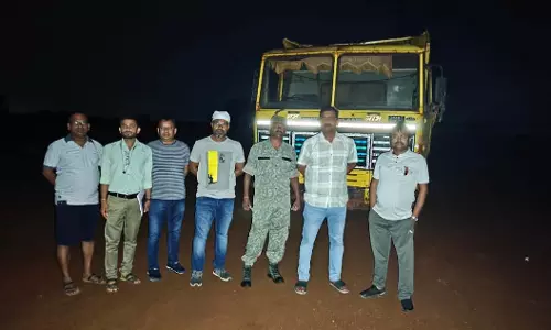 अवैध मुरूम खननकर्ताओं पर राजस्व और पुलिस विभाग की ताबड़तोड़ कार्रवाई अवैध मुरूम खननकर्ताओं पर राजस्व और पुलिस विभाग की ताबड़तोड़ कार्रवाई