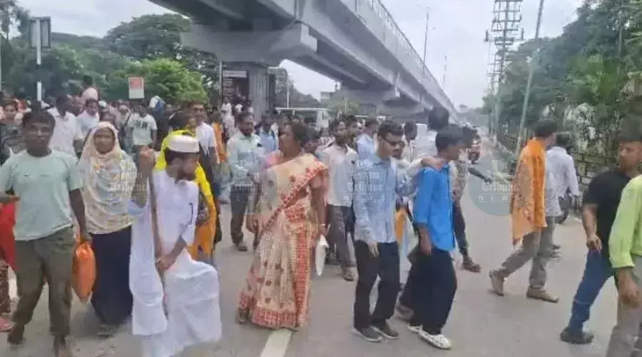Assam: दिव्यांगजनों ने किया शांतिपूर्ण मार्च, सरकार से 13 मांगों पर कार्रवाई की मांग Assam: दिव्यांगजनों ने किया शांतिपूर्ण मार्च, सरकार से 13 मांगों पर कार्रवाई की मांग