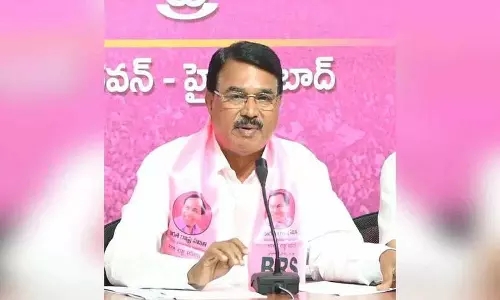 Niranjan Reddy ने कांग्रेस से सवाल किया: सहायता छोड़ने के बाद रायथू उत्सव क्यों मनाया जा रहा है?