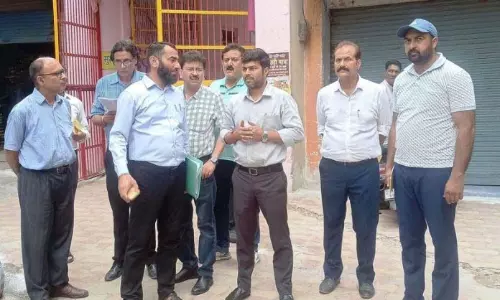 JMC आयुक्त ने शहर भर में व्यवस्थाओं की समीक्षा की JMC आयुक्त ने शहर भर में व्यवस्थाओं की समीक्षा की