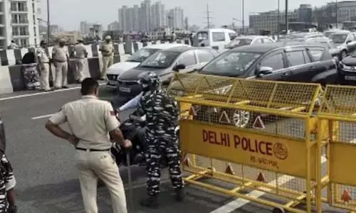 पुराने वाहनों को ईंधन बंद करने के प्रस्ताव पर दिल्ली के 44% कार मालिक नाखुश पुराने वाहनों को ईंधन बंद करने के प्रस्ताव पर दिल्ली के 44% कार मालिक नाखुश