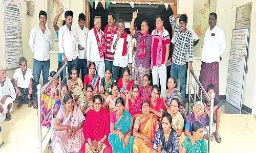 क्या इंदिराम्मा का घर अयोग्य लोगों के लिए है?