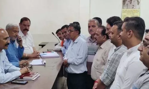 शाम लाल शर्मा-मोहन लाल भगत ने BJP मुख्यालय में जनता दरबार लगाया शाम लाल शर्मा-मोहन लाल भगत ने BJP मुख्यालय में जनता दरबार लगाया