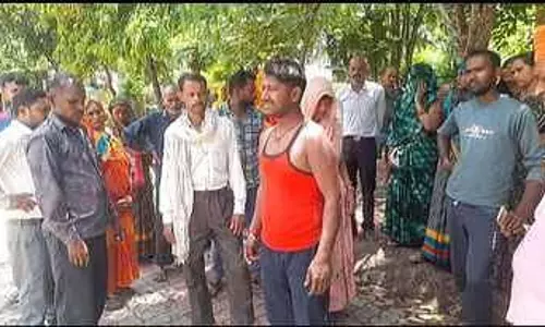 Satna Crime News : छोटे भाइयों ने मिलकर बड़े भाई को उतारा मौत के घाट Satna Crime News : छोटे भाइयों ने मिलकर बड़े भाई को उतारा मौत के घाट