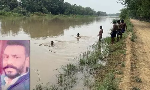 Ludhiana : टैक्सी चालक की हत्या, पुलिस कर रही शव की तलाश Ludhiana : टैक्सी चालक की हत्या, पुलिस कर रही शव की तलाश