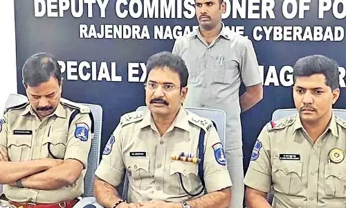 नरसिंगी में ड्रग्स जब्त नरसिंगी में ड्रग्स जब्त
