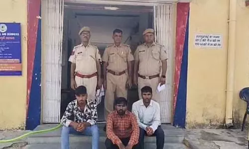 पुलिस ने तीन हमलावरों को किया गिरफ्तार, कुल्हाड़ी से किया था वार