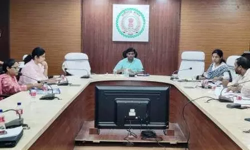 कलेक्टर ने विस्तृत समीक्षा कर राजस्व अधिकारियों को दिए आवश्यक दिशा निर्देश कलेक्टर ने विस्तृत समीक्षा कर राजस्व अधिकारियों को दिए आवश्यक दिशा निर्देश