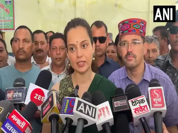 मंडी में 17,000 से अधिक पोषण किट वितरित की गईं: पोषण अभियान पर BJP MP कंगना रनौत मंडी में 17,000 से अधिक पोषण किट वितरित की गईं: पोषण अभियान पर BJP MP कंगना रनौत