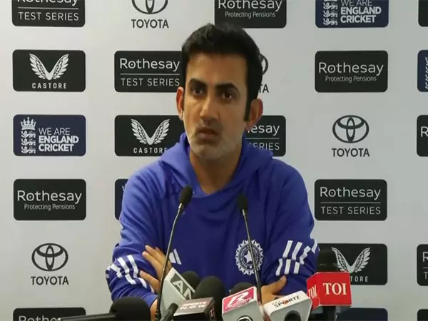 Gautam Gambhir ने हेडिंग्ले में कैच-ड्रॉपिंग असफलता पर भारतीय खिलाड़ियों का बचाव किया Gautam Gambhir ने हेडिंग्ले में कैच-ड्रॉपिंग असफलता पर भारतीय खिलाड़ियों का बचाव किया