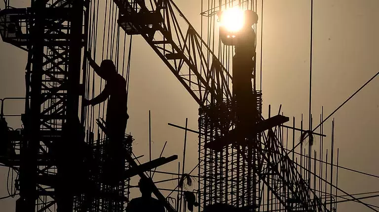 जैतपुर में निर्माण स्थल पर बिजली का करंट लगने से 24 वर्षीय मजदूर की मौत जैतपुर में निर्माण स्थल पर बिजली का करंट लगने से 24 वर्षीय मजदूर की मौत
