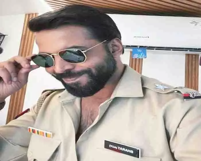 Abhishek Banerjee स्क्रीन पर पुलिस अधिकारी की भूमिका निभाएंगे Abhishek Banerjee स्क्रीन पर पुलिस अधिकारी की भूमिका निभाएंगे