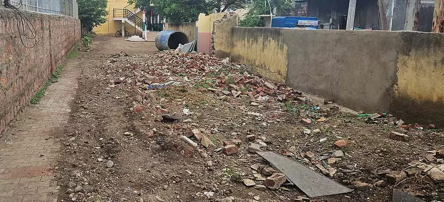 Karnataka : एक खेल का मैदान जो अस्तित्व में ही नहीं है Karnataka : एक खेल का मैदान जो अस्तित्व में ही नहीं है