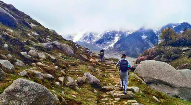 Dharamshala में ट्रैकरों की सुरक्षा हेतु धौलाधार पर तैनात होंगे वन मित्र Dharamshala में ट्रैकरों की सुरक्षा हेतु धौलाधार पर तैनात होंगे वन मित्र