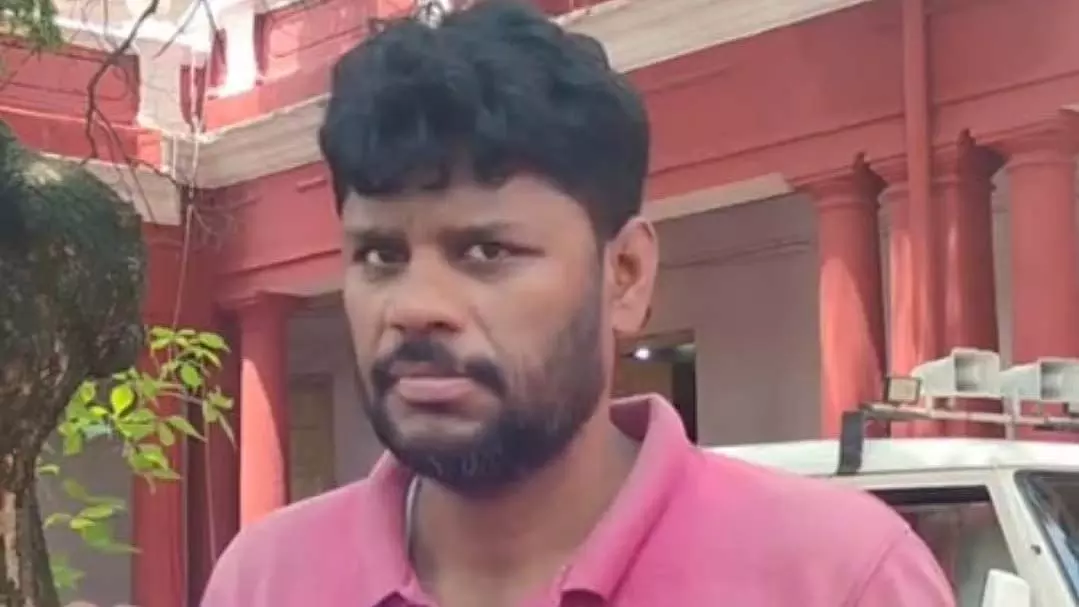 व्यक्ति ने अपनी पत्नी द्वारा दहेज का झूठा मामला दर्ज कराने की धमकी दिए जाने के बाद इच्छामृत्यु की गुहार लगाई व्यक्ति ने अपनी पत्नी द्वारा दहेज का झूठा मामला दर्ज कराने की धमकी दिए जाने के बाद इच्छामृत्यु की गुहार लगाई