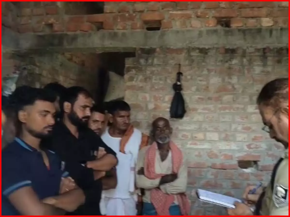 सनकी पति ने पत्नी की हत्या कर खुद को भी मारी गोली सनकी पति ने पत्नी की हत्या कर खुद को भी मारी गोली