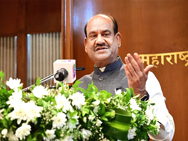 संसदीय समितियां सुधार का माध्यम हों, विरोध का नहीं: स्पीकर बिरला संसदीय समितियां सुधार का माध्यम हों, विरोध का नहीं: स्पीकर बिरला